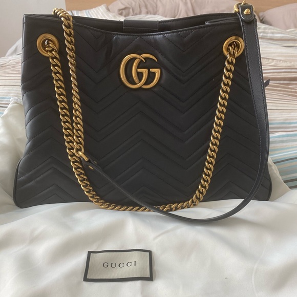 ❌❌Sold❌❌ GG MARMONT MATELASSE LEATHER SHOULDER BAG - Picture 1 of 12
